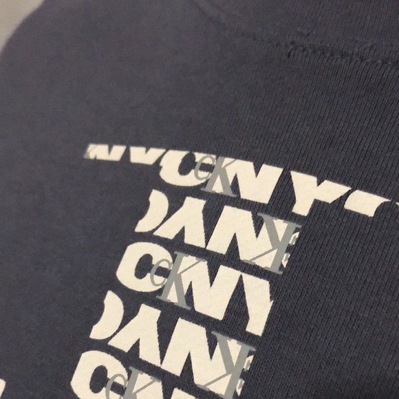 Like New Calvin Klein Sz XS Cropped Sweatshirt-Gray/Blue-Cotton Blend - Picture 3 of 13